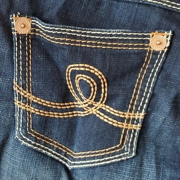 NWT SEVEN 7 DENIM LOW RISE JEAN SHORTS SIZE 6 DARK WASH - Picture 5 of 14